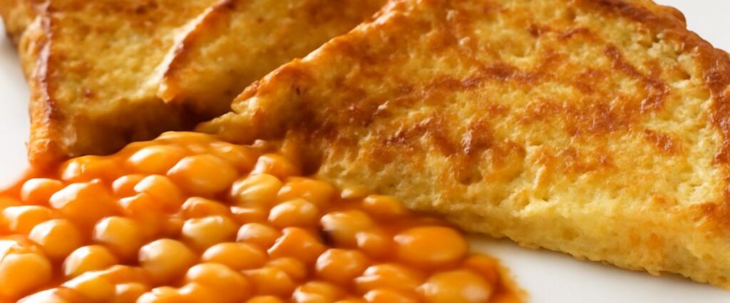 Crisp beans on toast with seasoned beans