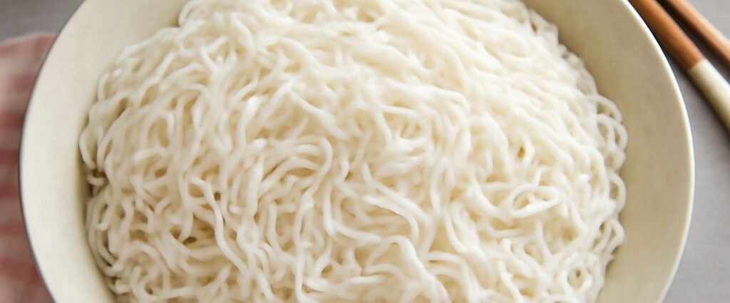 Egg noodles and rice noodles served in soup and stir-fry dishes