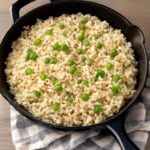 Fluffy garlic rice topped with crisp golden garlic