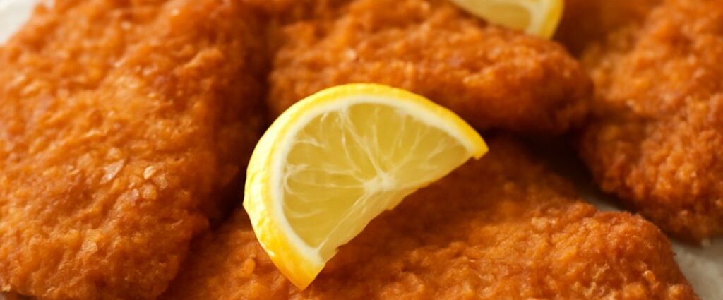 Breaded chicken cutlets ready to serve