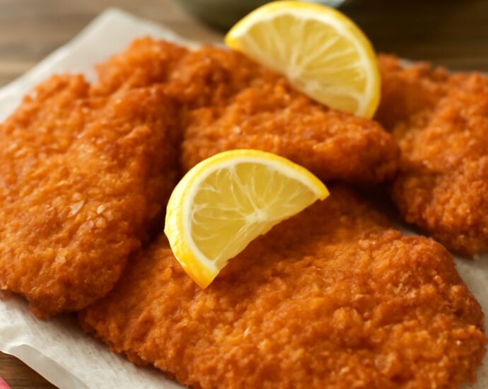 Breaded chicken cutlets ready to serve